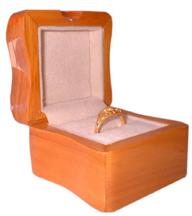 jewel boxes, jewelry box, wooden jewelry boxes, leather jewelry boxes, jewel display, jewel cases,jewelry boxes